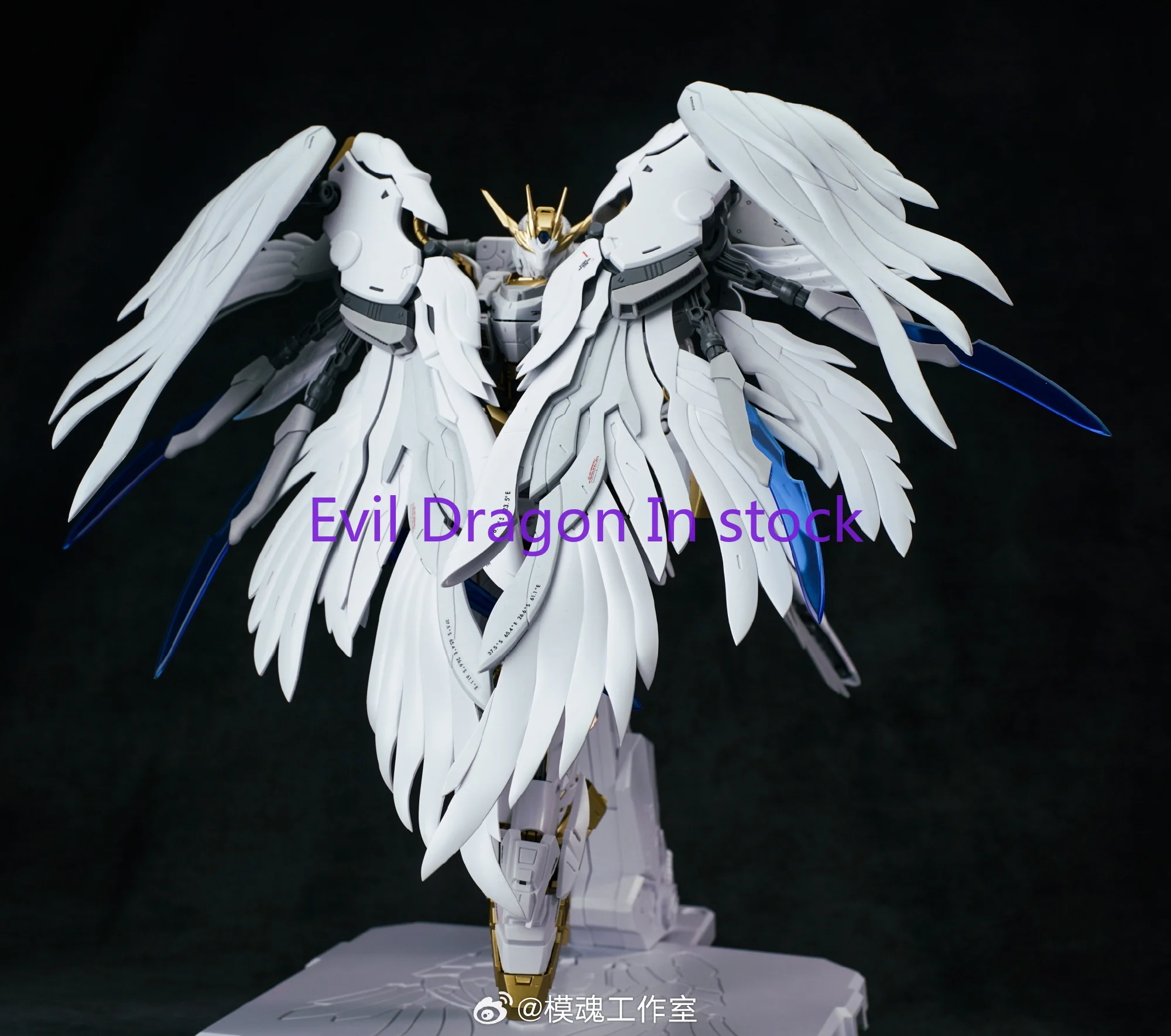 In Stock Mecha Core Industries - đánh giá và giá Model Kit Oberon