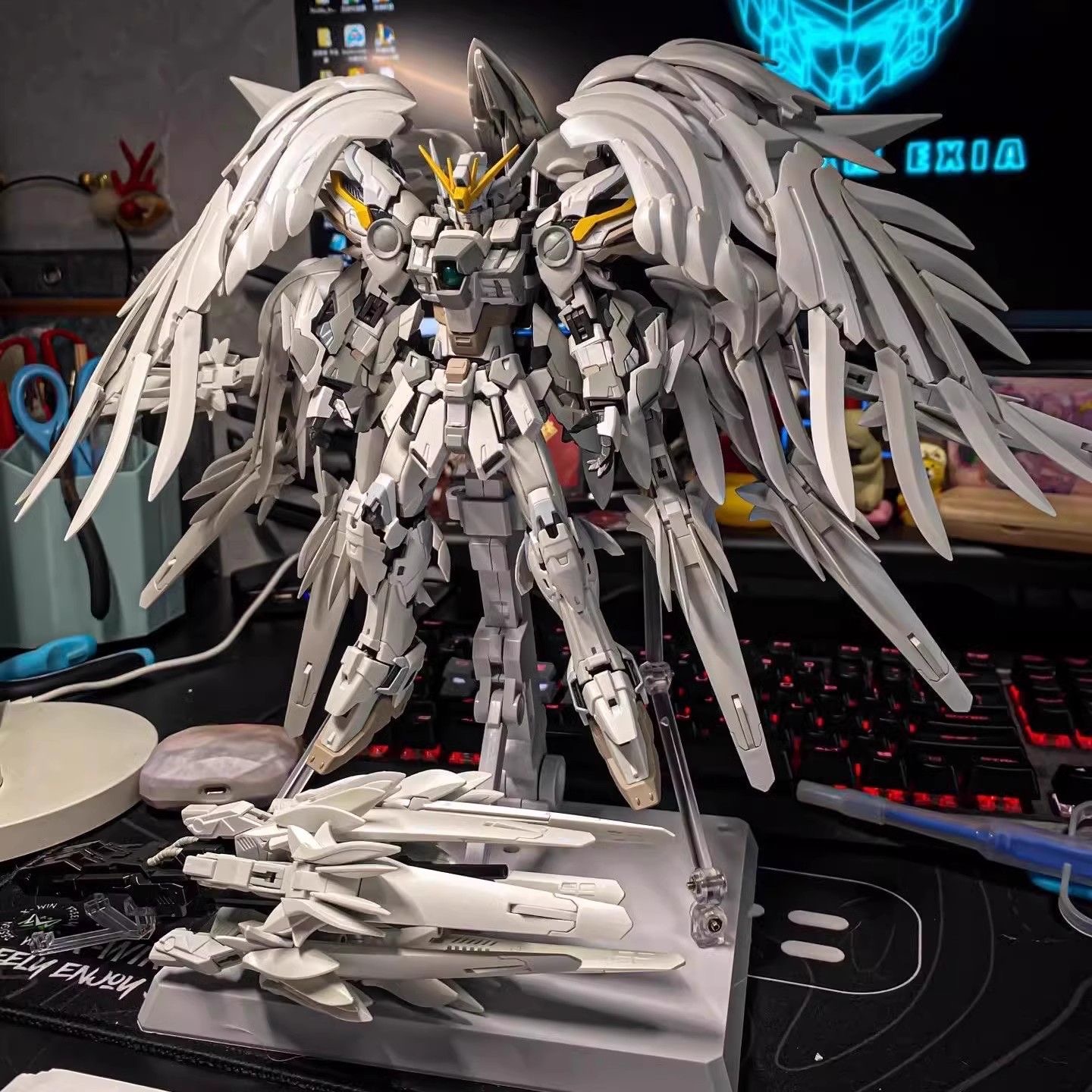 In Stock Daban 8827 Wing Zero  - đánh giá và giá Model Kit In Era